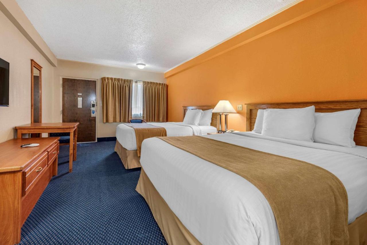 Asam Hotel Goodland Экстерьер фото
