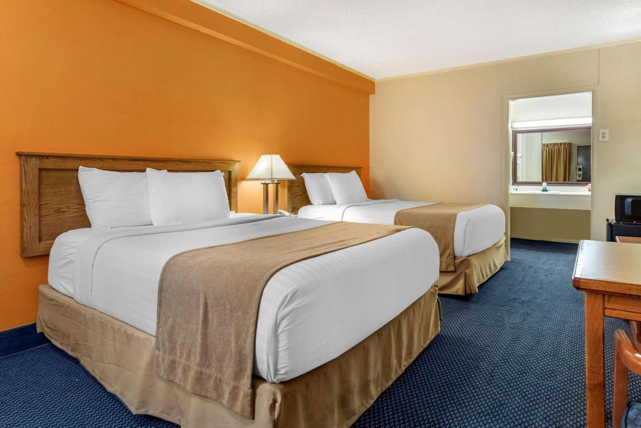 Asam Hotel Goodland Экстерьер фото