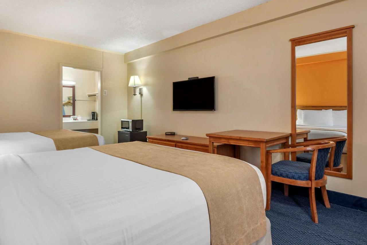 Asam Hotel Goodland Экстерьер фото