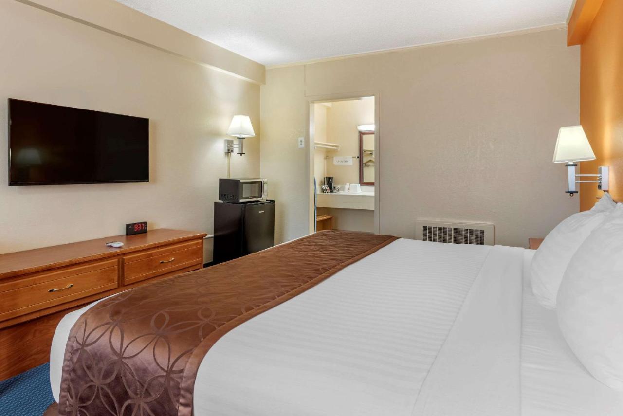 Asam Hotel Goodland Экстерьер фото